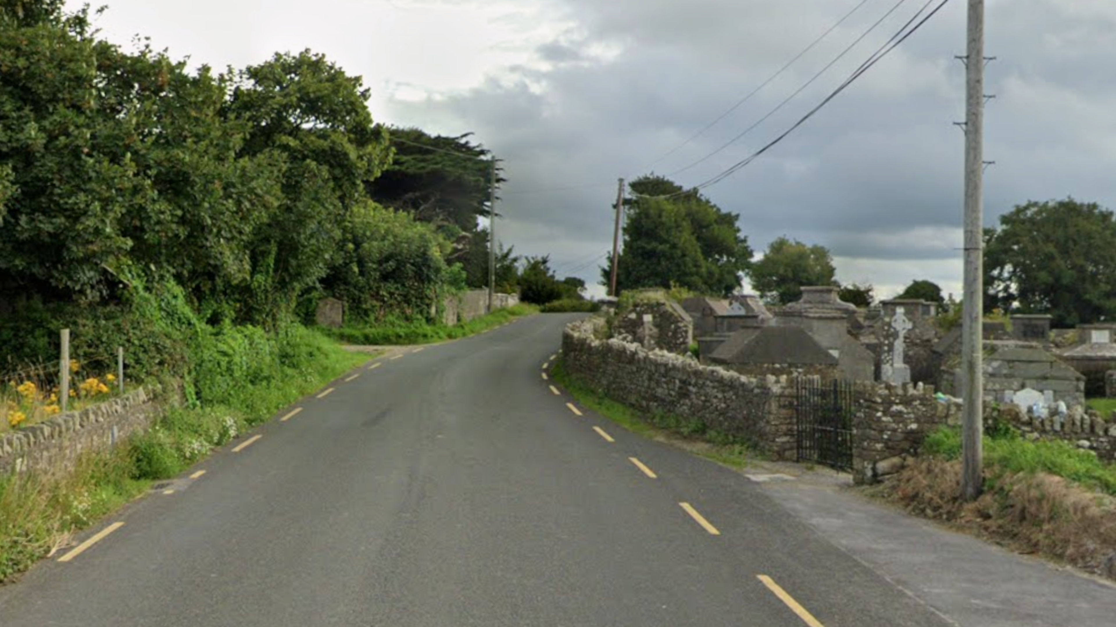 Kerry road 30 centimetres too narrow for centre line say Kerry County Council